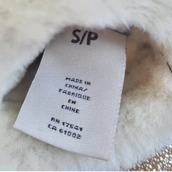 New UGG AUSTRALIA Bailey Sparkle Shearling Sheepskin Chestnut Gold Gloves NWT - Picture 4 of 4